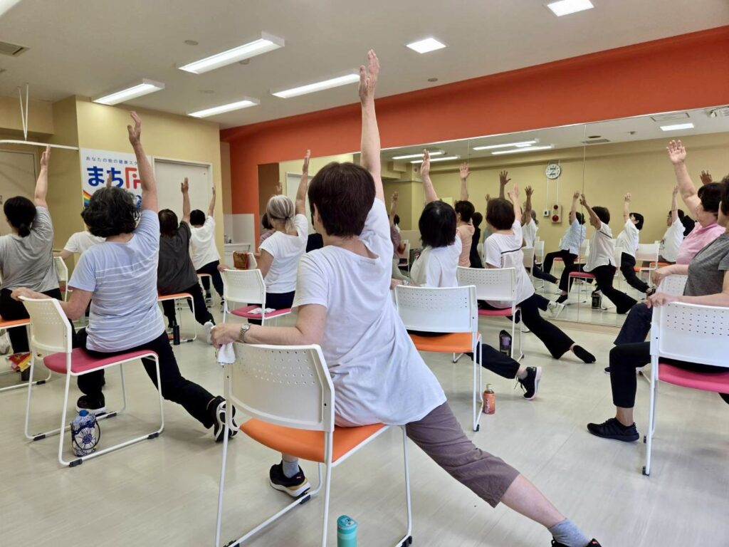 川崎スタジオのチェアビクスの様子