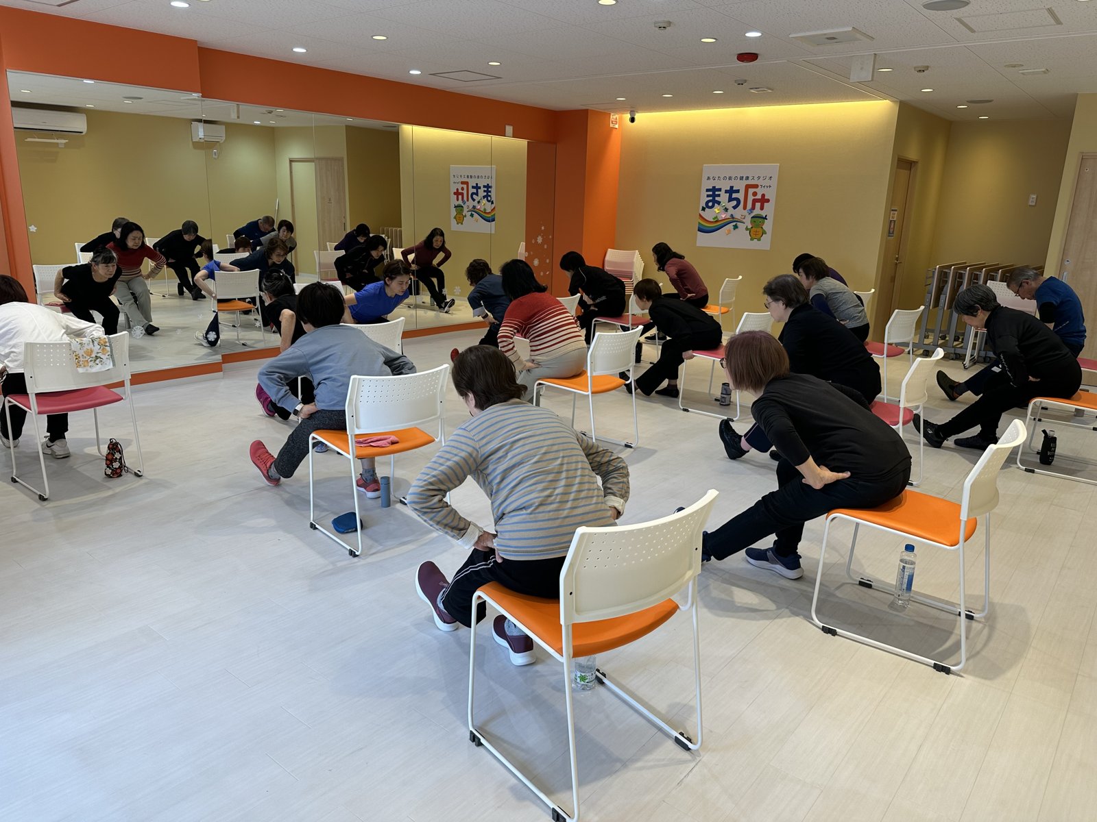 楽しく動いてリフレッシュストレッチ